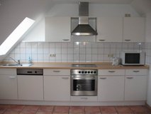 5 km from Clay Kaserne Penthouse, 2 BR in Wiesbaden, GE