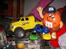 Boxfull-M&M Items in Ramstein, Germany