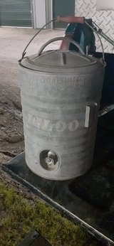Vintage 3 Gallon Igloo Water Cooler in Kingwood, Texas