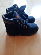 Boys Timberland boots in Wiesbaden, GE