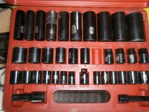 Tekton 3/8" & 1/2" Drive SAE/Metric Socket Set in Ramstein, Germany