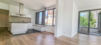 SYLISH LIVING! Luxury Apartment with Panoramic View of Stuttgart Downtown  S.GE.53.1437 in Stuttgart, GE