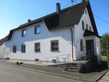 Dreis: 155 qm Beautiful 5 Rooms apartment in Spangdahlem, Germany