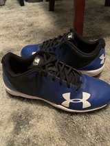 Under Armour Cleats Size 6Y in Fort Polk, Louisiana