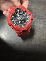 G-Shock watch like new red in Ramstein, Germany