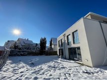 NEW, exclusive duplex house with 5 rooms in a prime location near Stuttgart in Stuttgart, GE