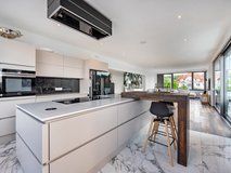 CITY LIVING!  3-room Oasis with Panoramic City View S.GE.53.643 in Stuttgart, GE