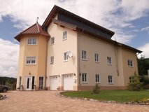 Castle looking for new King & Queen! in Ramstein, Germany