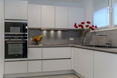 TLA/TDY - 2BR 1.5BA w/ AC, balcony & BBQ grill, 5min to RAB [ref: L19B] in Ramstein, Germany