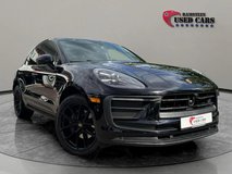 2022 Porsche Macan AWD in Oswego, Illinois