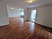 Ramstein - 6 min to RAB, 3 bedr. apartment, daylight bathroom, 2 balconies in Ramstein, Germany
