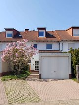 Rodenbach- duplex house, 4 bedr., 2 bathr., yard, balcony, garage in Ramstein, Germany