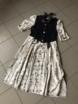 Dirndl-Kleid in Grafenwoehr, GE