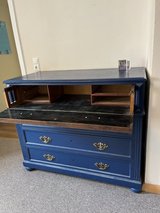 Big Blue chest of drawers in Ramstein, Germany