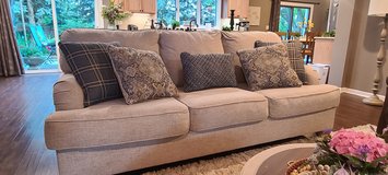 Cozy & Clean 3-Seat Sofa (Couch) – Neutral Fabric + Designer Pillows in Shorewood, Illinois