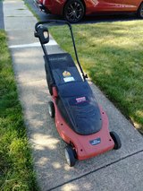 Craftsman 19in Electric Lawn Mower with bag in Lockport, Illinois