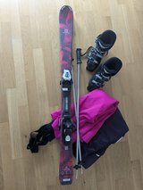 Kids/Junior/Youth Ski Set in Stuttgart, GE