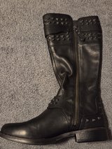 Women's Ugg Riding Boots in Chicago, Illinois