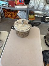 pressure cooker in Alamogordo, New Mexico