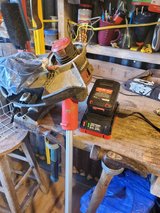 20 volt cordless weedeater works great in Fort Polk, Louisiana