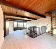 Modern 4-room duplex apartment in Stuttgart, GE