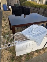Table and  càbinet in Vacaville, California