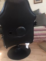 Bluetooth gaming chair in Aurora, Illinois