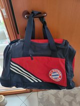 Original Adidas sports bag "Bayern München" in Ramstein, Germany