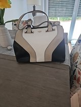 Second Guess Purse in Stuttgart, GE