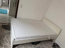 Queen Size bed in Ramstein, Germany