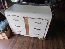 Dresser size 43x24x21 in Aurora, Illinois