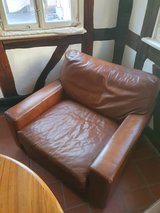 Pottery Barn Over-sized Leather Chair in Stuttgart, GE