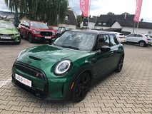 2022 MINI Hardtop 4 Door Cooper S in Spangdahlem, Germany
