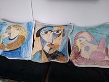 Hand-painted pillowcases in Stuttgart, GE