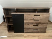 Dresser in Ramstein, Germany