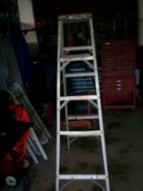 Husky 6 foot alumnium ladder holds 250 lbs in Fort Knox, Kentucky