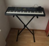 Bontempi keyboard & stand 220V in Ramstein, Germany