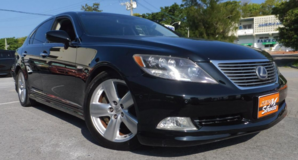 2007 Lexus LS600h in Okinawa, Japan
