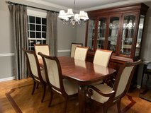 Pennsylvania house dining room set in Aurora, Illinois