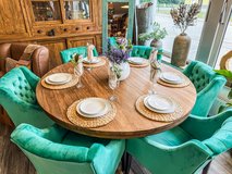 Dining Tables in stock. We deliver in Stuttgart, GE