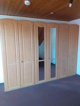 Kleiderschrank / Wardrobe in Wiesbaden, GE