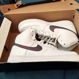 NIKE AIR FORCE 1 HIGH '07 LV8 MEN SIZE 10.5 LIKE NEW in Fort Bliss, Texas