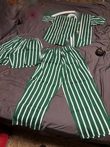New Pajamas, Green in Clarksville, Tennessee