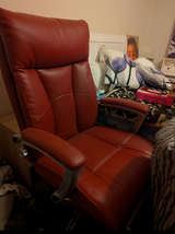 Red Office Chair w rollers and arm rests in Alamogordo, New Mexico