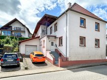 [ID: 1982] Bann - Freest. house, 4 bedr., office, dining, 2 bath., garage, yard in Ramstein, Germany