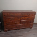 Bedroom set...Dresser, Chest of Drawers, 2 Night Tables/drawers in Alamogordo, New Mexico