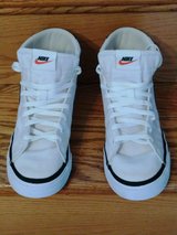 Nike Blazer Mid 77 Shoes Mens Size 10 High Top Retro Canvas (DD0162-100) 2021 in Naperville, Illinois