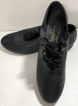 Women's Sz 9M Tap Shoes - Capezio black leather Tele Tone Dance Shoes in Orland Park, Illinois
