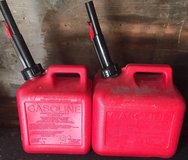 1-Gallon and 2-Gallon Gas Cans in Grafenwoehr, GE