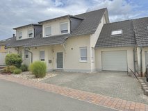 Spacious & modern Duplexhouse in Mackenbach (10 min to RAB) in Ramstein, Germany